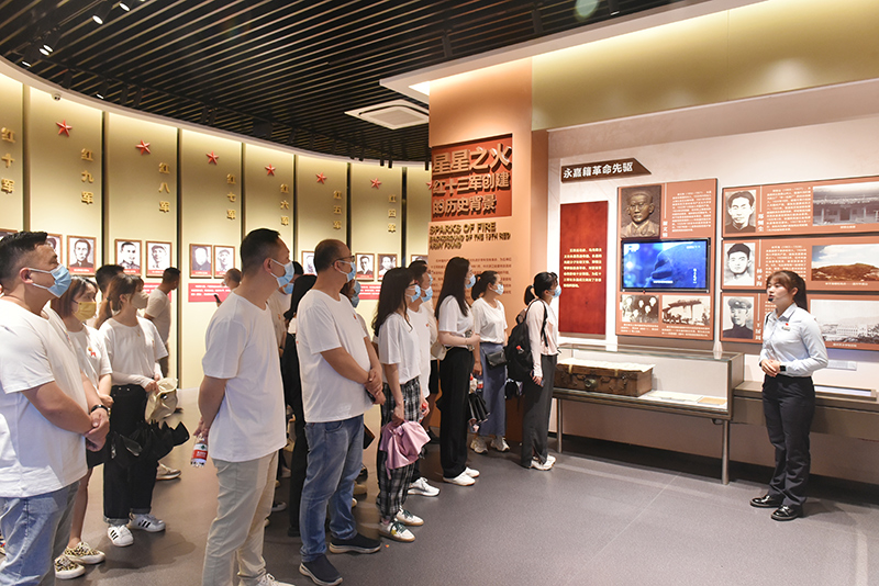 1661166937663064691.jpg 1-(4).jpg