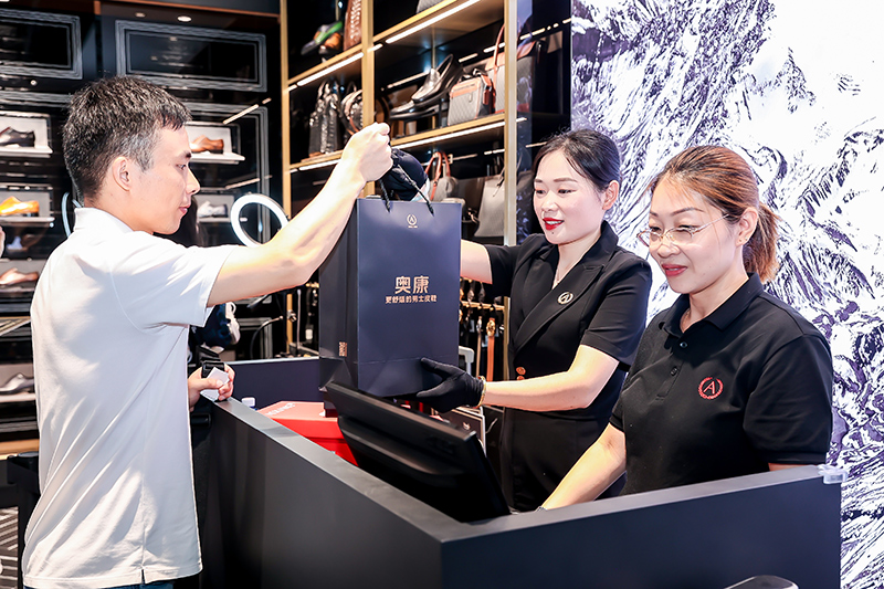 1661167096969067346.jpg 6.jpg